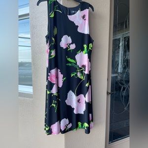 Anne Klein A line dress in good condition. No rips, tears, holes or fading.